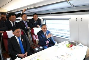 CHINA-VIETNAM-TO LAM-VISITA DE ESTADO-TREN DE ALTA VELOCIDAD-GUANGXI