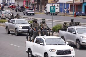 ECUADOR-GUAYAS-MILITARES-PATRULLAJE