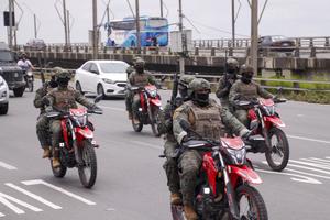 ECUADOR-GUAYAS-MILITARES-PATRULLAJE