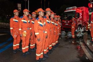 CHINA-XIZANG-AVALANCHA DE LODO-FUERZAS DE RESCATE