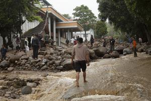 INDONESIA-SUMATRA OCCIDENTAL-INUNDACION-MUERTES