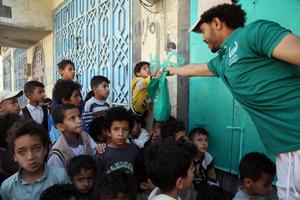 YEMEN-SANA-COMEDOR DE CARIDAD-COMIDAS GRATUITAS