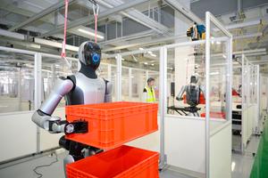 CHINA-SICHUAN-ZIGONG-CAMPAMENTO DE ENTRENAMIENTO DE ROBOTS