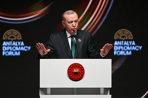 TURQUIA-ANTALYA-FORO-ERDOGAN-ESTRECHO DE ORMUZ
