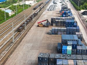 CHINA-GUIZHOU-FERROCARRIL WENG'AN-MACHANGPING-FERTILIZANTES-TRANSPORTE