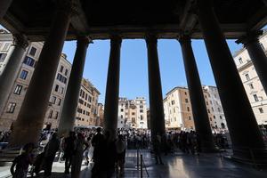 ITALIA-ROMA-PANTEON-PRECIO DE ENTRADA-AUMENTO