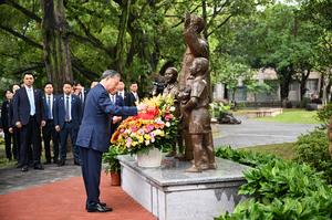 CHINA-GUANGXI-NANNING-VIETNAM-TO LAM-VISITA