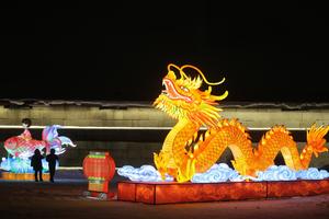 RUSIA-SAN PETERSBURGO-LINTERNAS-CELEBRACION DEL AÑO NUEVO CHINO