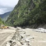 CHINA-XIZANG-GYIRONG-AVALANCHA DE LODO-RESTAURACION DE CAMINOS