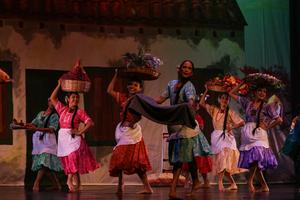 EL SALVADOR-SAN SALVADOR-BALLET-PRESENTACION