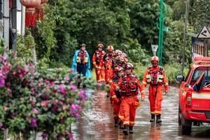 CHINA-YUNNAN-POBLADO DE MOHAN-EVACUACION