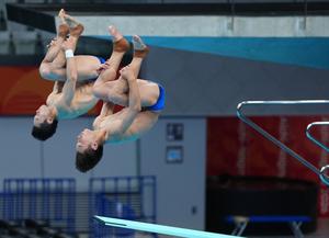 JAPON-TOKIO-JUEGOS ASIATICOS-CLAVADOS-TRAMPOLIN SINCRONIZADO MASCULINO DE 3M-FINAL