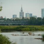 POLONIA-VARSOVIA-RIO VISTULA-NIVEL DEL AGUA-MINIMO HISTORICO