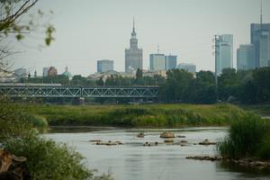 POLONIA-VARSOVIA-RIO VISTULA-NIVEL DEL AGUA-MINIMO HISTORICO