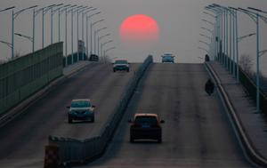 CHINA-EQUINOCCIO DE PRIMAVERA-PUESTA DE SOL