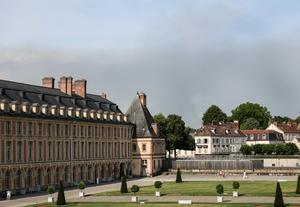 FRANCIA-SENA Y MARNE-FONTAINEBLEAU-INCENDIO FORESTAL