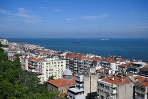 TURQUIA-ESMIRNA-PAISAJE URBANO