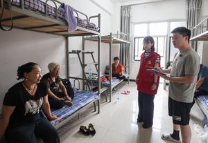 CHINA-INUNDACION-RESCATISTAS