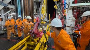 MAR MERIDIONAL DE CHINA-CHINA-PERFORACION DE AGUAS PROFUNDAS-CAPACIDAD