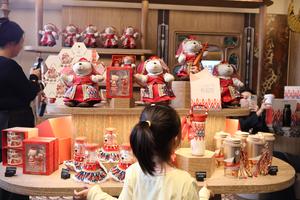 CHINA-XINJIANG-URUMQI-STARBUCKS-APERTURA