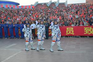 CHINA-SHENZHOU-23-CEREMONIA DE DESPEDIDA