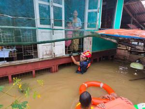 MYANMAR-DAWEI-INUNDACIONES-RESCATE