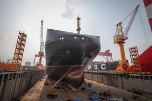 CHINA-LIAONING-DALIAN-HENGLI HEAVY INDUSTRIES-PARQUE INDUSTRIAL-FABRICA DEL FUTURO