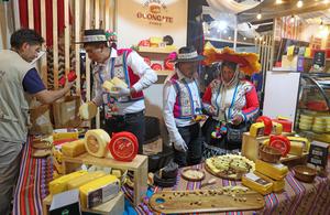 PERU-LIMA-SALON DEL QUESO PERUANO