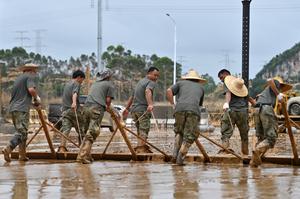 CHINA-GUANGXI-GUIGANG-INUNDACION-SECUELAS