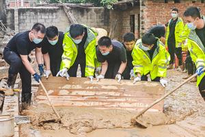 CHINA-GUANGXI-TIFON MAYSAK-SECUELAS-RECUPERACION
