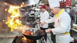 CHINA-JIANGSU-XUYI-CANGREJO DE RIO-INDUSTRIA