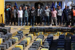 EL SALVADOR-LA UNION-PRESENTACION DE DROGA