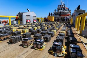 EL SALVADOR-LA UNION-PRESENTACION DE DROGA