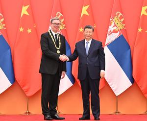 CHINA-BEIJING-XI JINPING-PRESIDENTE SERBIO-CEREMONIA DE PREMIACION
