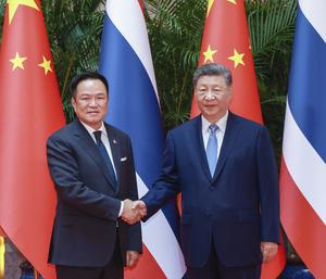 CHINA-SHANGHAI-XI JINPING-PRIMER MINISTRO DE TAILANDIA-REUNION