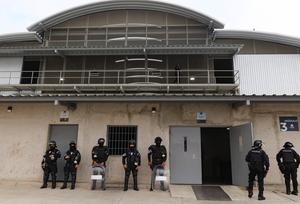 EL SALVADOR-SAN VICENTE-CENTRO DE CONFINAMIENTO-JUICIO