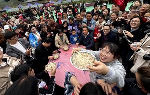 CHINA-GUANGXI-FIDEOS DE ARROZ SHENGZHA