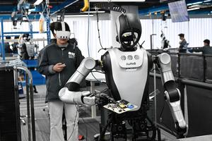 CHINA-SHANDONG-QINGDAO-ROBOTS HUMANOIDES-RECOPILACION DE DATOS Y ENTRENAMIENTO