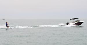 KUWAIT-CIUDAD DE KUWAIT-RESTRICCIONES MARITIMAS-REDUCCION