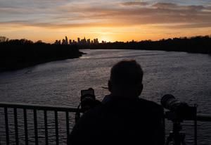 POLONIA-VARSOVIA-ATARDECER