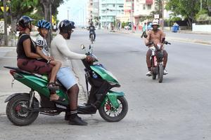 CUBA-HABANA-VIDA COTIDIANA