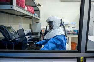 UGANDA-ENTEBBE-EBOLA-RESPUESTA-ENTREVISTA