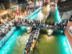 CHINA-FUJIAN-FUZHOU-CARRERA NOCTURNA DE BOTES DEL DRAGON