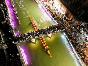 CHINA-FUJIAN-FUZHOU-CARRERA NOCTURNA DE BOTES DEL DRAGON