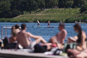 AUSTRIA-VIENA-OLA DE CALOR
