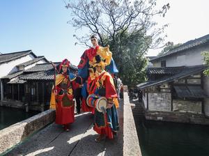 CHINA-ZHEJIANG-TONGXIANG-POBLADO DE WUZHEN-ACTIVIDADES DE AÑO NUEVO