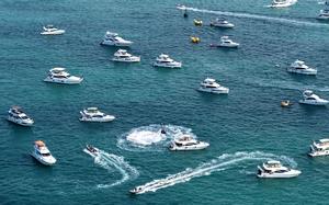 CHINA-HAINAN-SANYA-TURISMO DE YATES