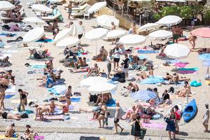 CROACIA-SPLIT-PLAYA-OLA DE CALOR