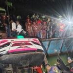 BANGLADESH-RAJBARI-AUTOBUS-ACCIDENTE