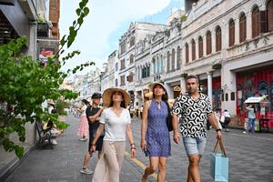CHINA-HAINAN-VACACIONES DE VERANO-TURISMO